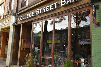 College Street Bar Venue