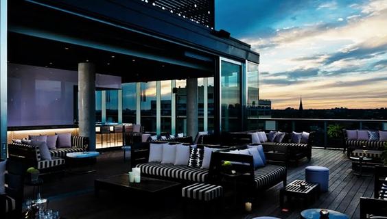 Thompson Rooftop Lounge & Pool